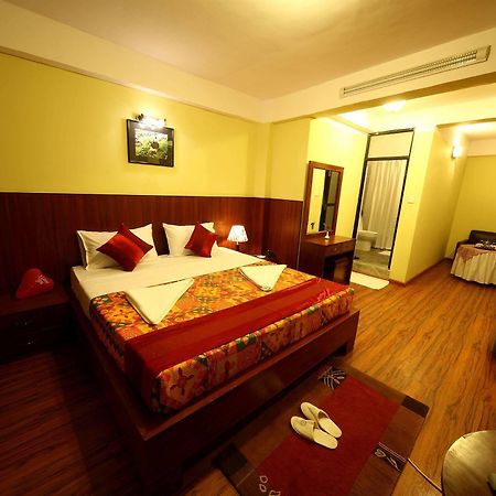 New Hotel Panda Катманду Экстерьер фото