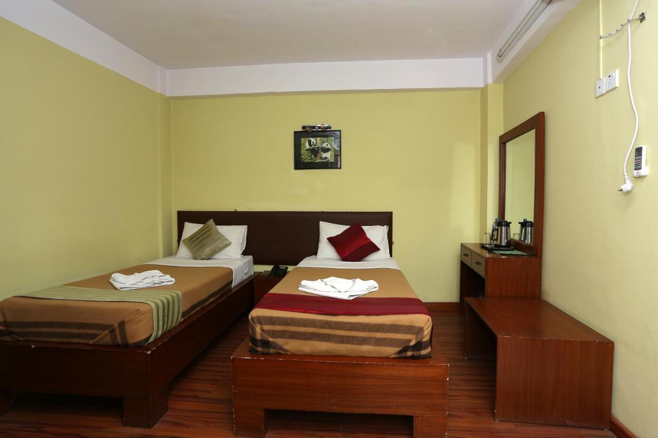 New Hotel Panda Катманду Экстерьер фото