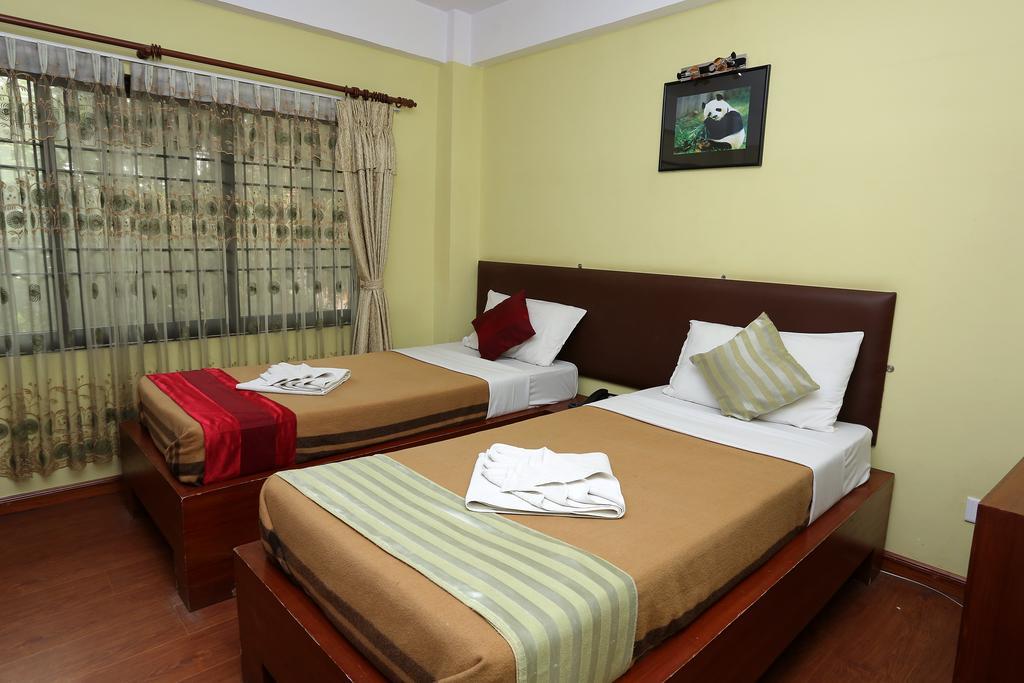 New Hotel Panda Катманду Экстерьер фото